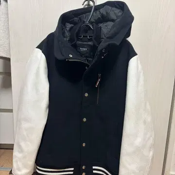 빔즈 바시티 자켓