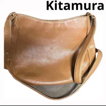 키타무라 가죽 숄더백 로고 각인 카멜