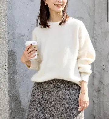 이번 시즌 SLOBE IENA 폭스 알파카 풀오버