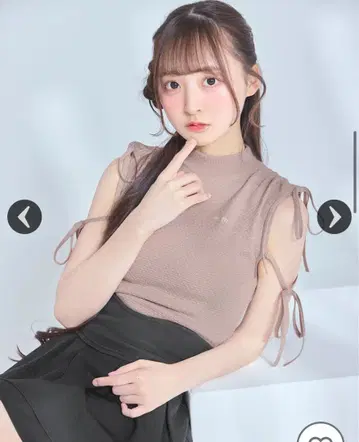 미셸 마카롱 리본 드로스트 니트탑