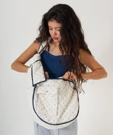 tina jojun 숄더백