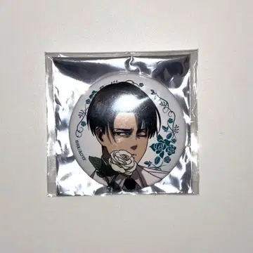 진격의 거인 카라테츠 캔뱃지 리바이 화이트 수트