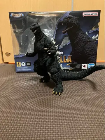 몬스터아츠 고질라 2004