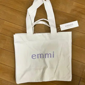 emmi 로고 화이트 토트백