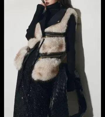 andrea&co 퍼 베스트 택 포함