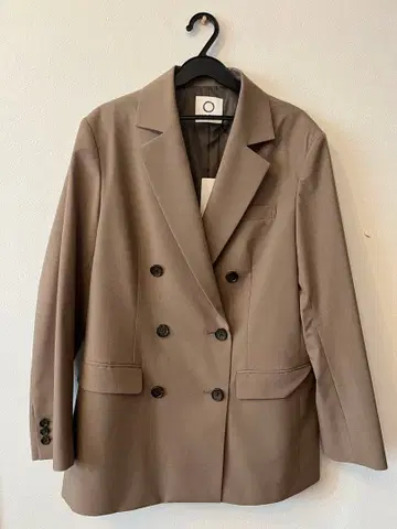 미사용 베이지 더블 브레스트 자켓