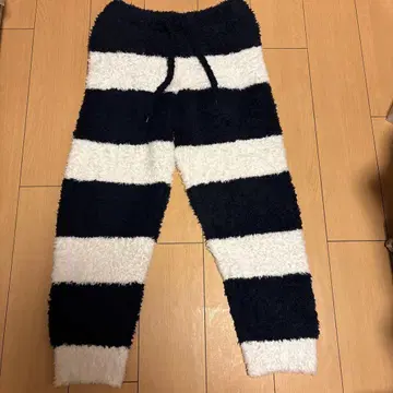 미사용 새상품 GELATO PIQUE HOMME M 사이즈