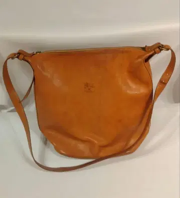 일비종떼 버킷형 숄더백