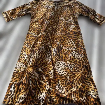 LEONARD 레오파드 무늬 원피스 반팔