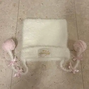 디즈니 마리 니트 캡