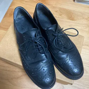 Marie-Louise 블랙 가죽 신발