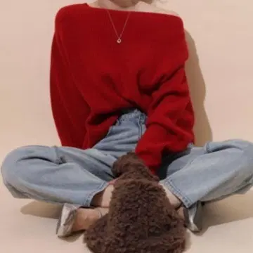 Apuweiser-riche 캐시미어 혼방 오프넥 아쿠아 라메 니트 레드