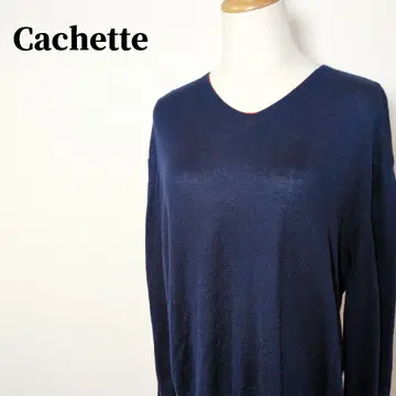 Cachette 카셰트 V넥 레이온&울 혼방 니트탑 네이비