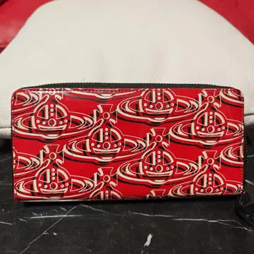 비비안 웨스트우드 장지갑 광택 디자인