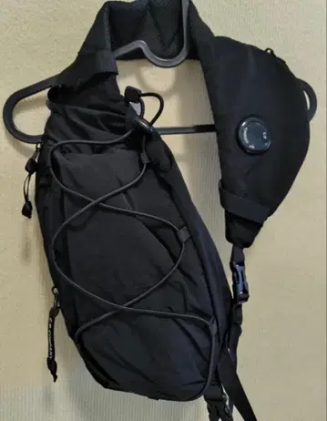 C.P. Company 블랙 숄더백