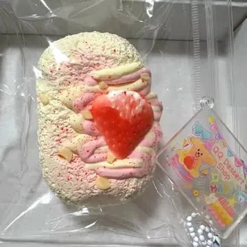 QQ Dessertshop 딸기빵 해외 스퀴즈 녠녠