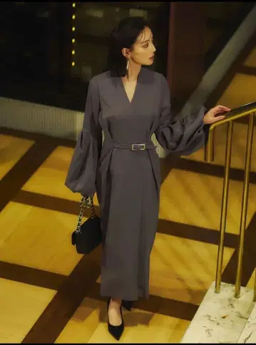 완판 새상품 anuans 아뉴앙스 볼륨 슬리브 내로우 원피스