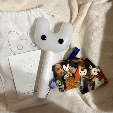 NewJeans 공식 응원봉