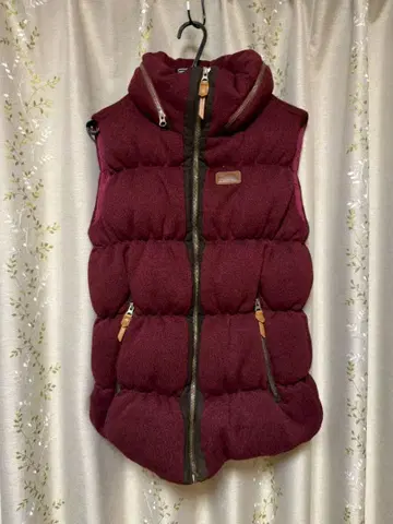 버건디 다운 베스트 퀼팅