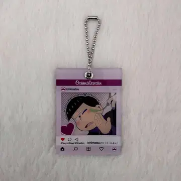 오소마츠 6쌍둥이 이치마츠 아크릴 키링 SNS풍 디자인 덤 포함