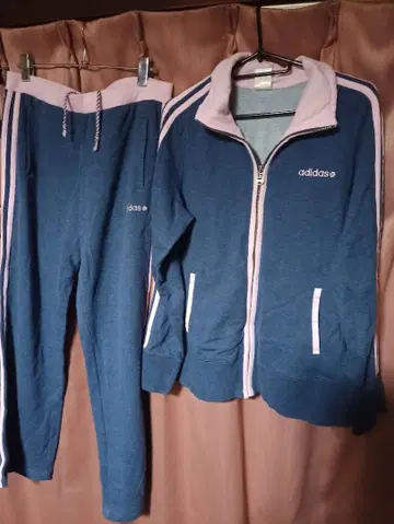 아디다스 맨투맨 저지 셋업 네이비/핑크