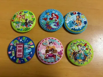 디즈니 자수 캔뱃지 2 묶음 판매