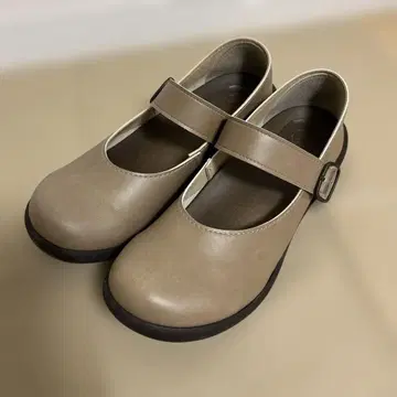 리게타 스트랩 슈즈 L 사이즈 23.5cm ~ 24cm