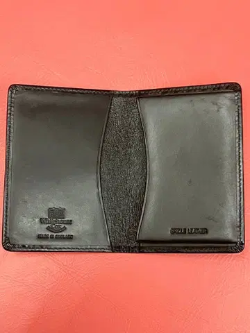 화이트하우스콕스 명함지갑