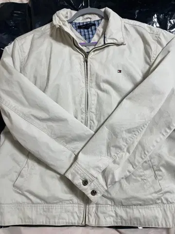 타미힐피거 화이트 나일론 자켓