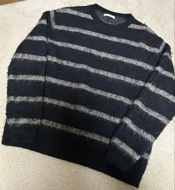 ZARA 보더 네이비 샤기 니트 M