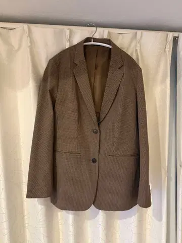 유니클로 브라운 체크 테일러드 자켓 L 사이즈