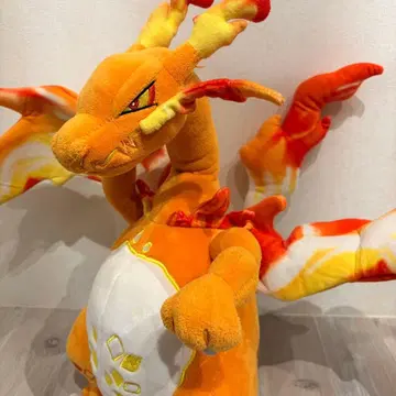 포켓몬 센터 한정판 거다이맥스 리자몽 봉제 인형