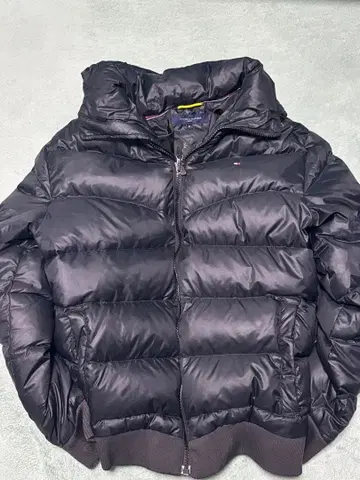 타미힐피거 블랙 다운 자켓 사이즈 M