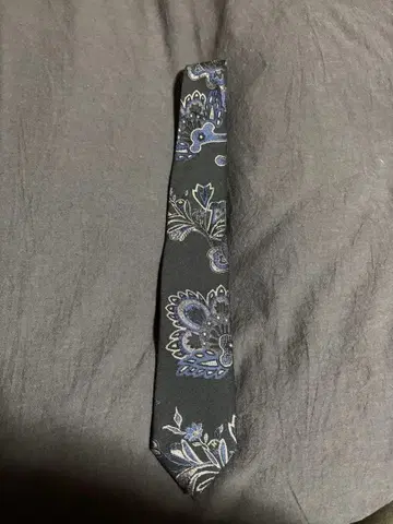 [ 미사용 컨디션 최상 ] 23aw 마가렛호웰 자수 넥타이