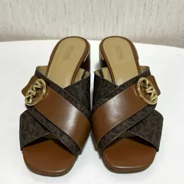 MICHEAL KORS 샌들 뮬