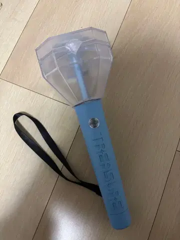 TREASURE 응원봉 스카이블루 다이아몬드형