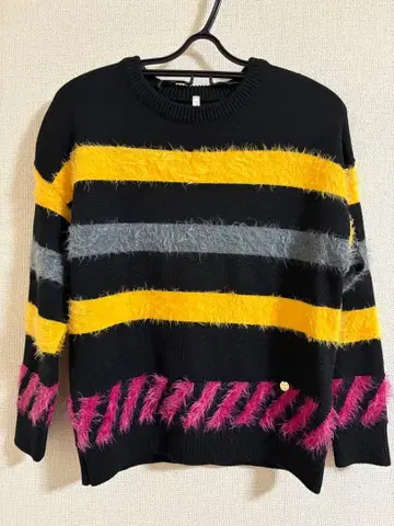 니트 스웨터 여성용 새상품급 상의 디니테코리에