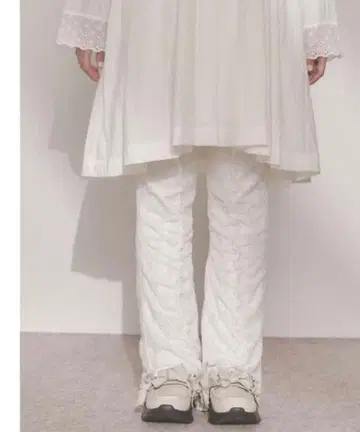 Merry jenny 레이스 패널 팬츠