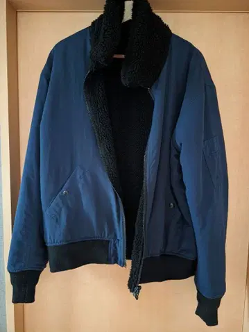 네이비 봄버 자켓 플리스 안감