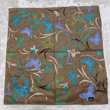 [새상품] 란체티 손수건 53cm 나비 꽃무늬 브라운 블루밍중서