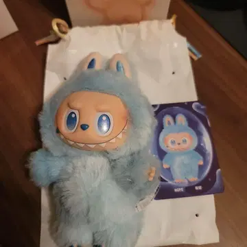 THE MONSTERS Big into Energy 봉제 인형 펜던트