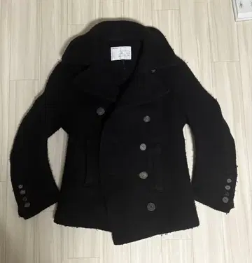 A MACHINE FELTED WAIST PEACOAT
