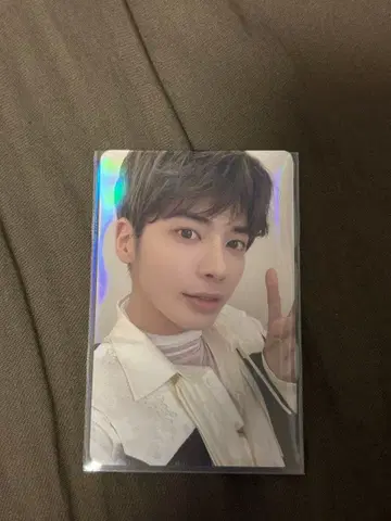 GBGB 유니버셜 럭키 드로우 태현