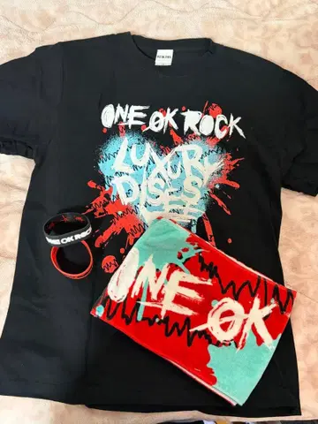 ONE OK ROCK 하트T셔츠 luxury disease
