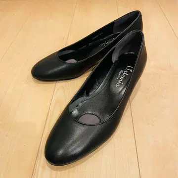 천연 가죽 라운드토 로우힐 펌프스