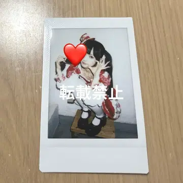 큐르시테 도망치는 물 암 아리스 의상 란 폴라로이드