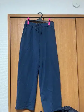 BEEDEN 스웨트 팬츠 네이비