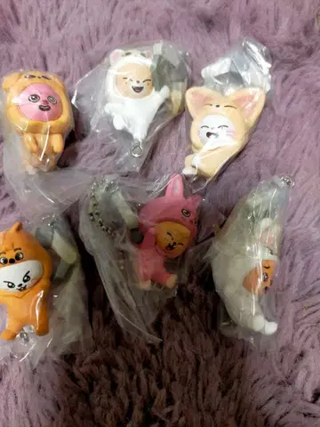 집어서 이어 붙이는 마스코트 SKZOO 가챠 6종