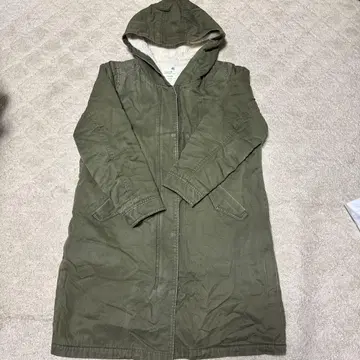 후드 부착 올리브 그린 모즈 코트 L