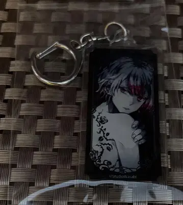 악마 집사와 검은 고양이 아쿠네코 eeo 아크릴 키링 아몬